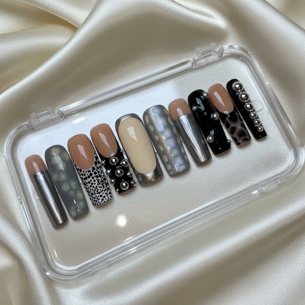 Give Me Space (MTO) – Smoky Grey, Black & Metallic Luxury Soft Gel Press-On Nails Set