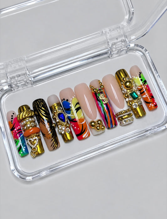 Flyy Girl (MTO) – Gold Chrome, Crystal Embellished Luxury Soft Gel Press-On Nails Set